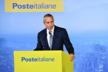 Cosa cambia davvero in Poste tra Tim, Polo finanziario e nuova intesa con Cdp
