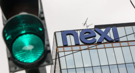 Perché Cdp sale in Nexi ma senza Opa