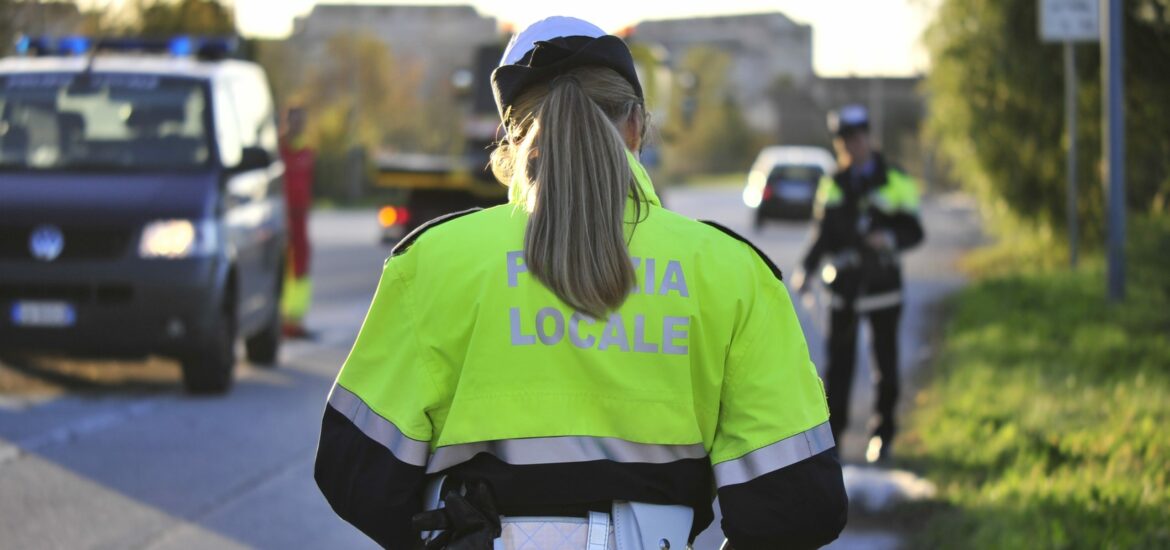 Polizia Posti Di Blocco Sanzioni