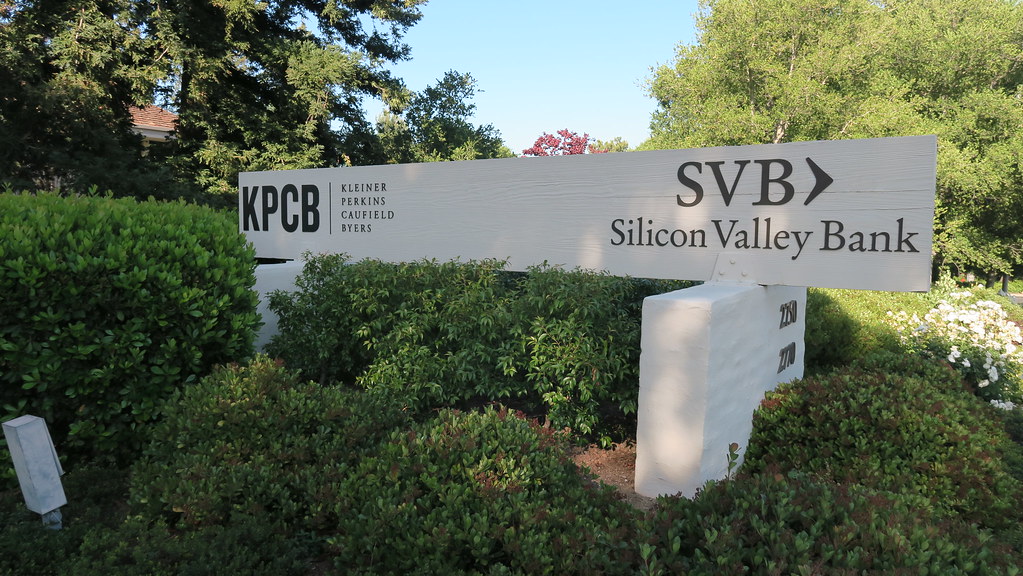 Svb, why did the Silicon Valley bank crash