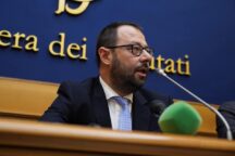 Idrogeno Eni Enel Mercato Tutelato Mise Patuanelli Rete