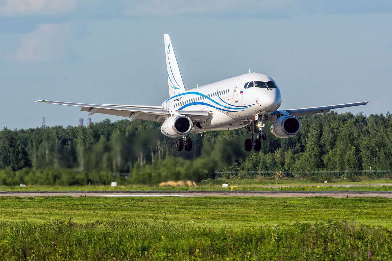 Sanctions Russia, all Superjet problems (Sukhoi and Leonardo)