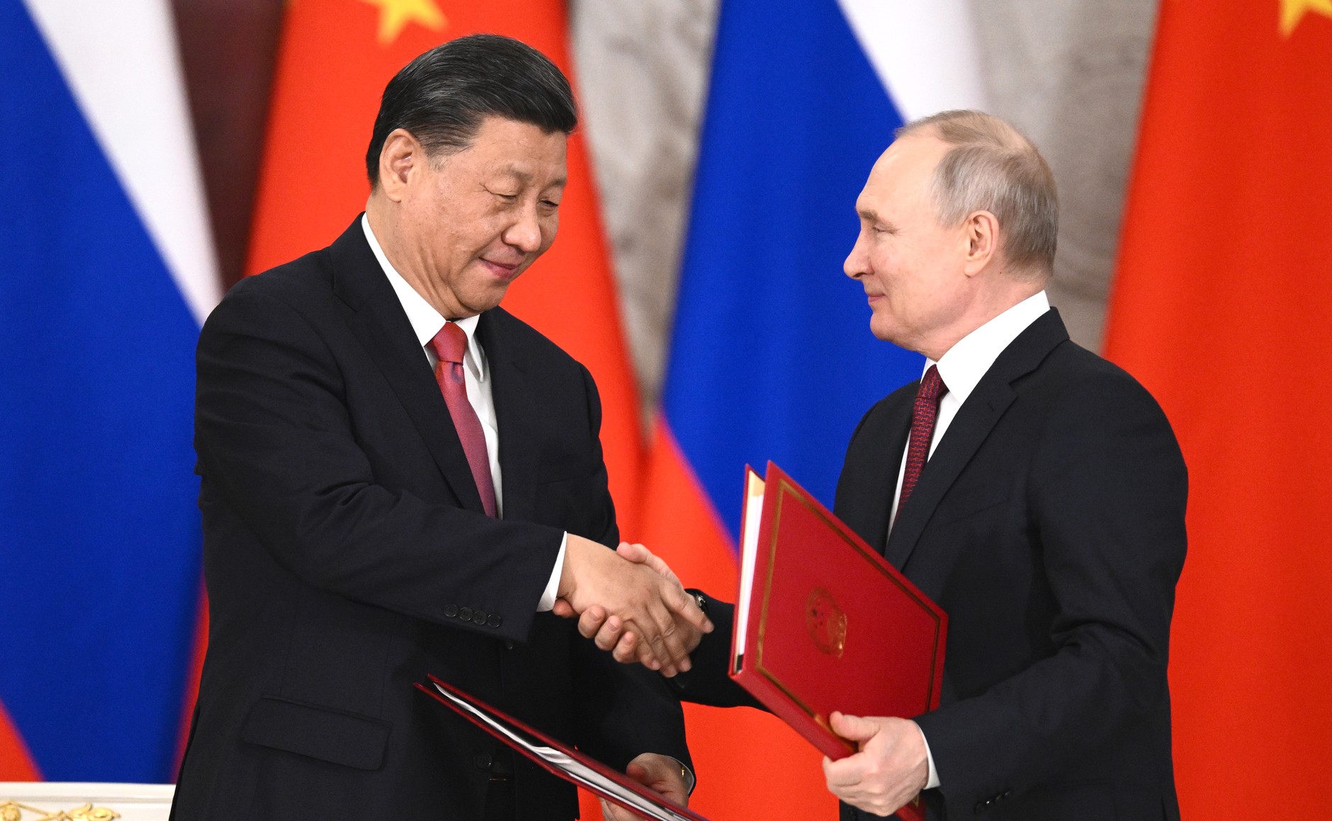 China-Russia military alliance, how Xi and Putin flirt