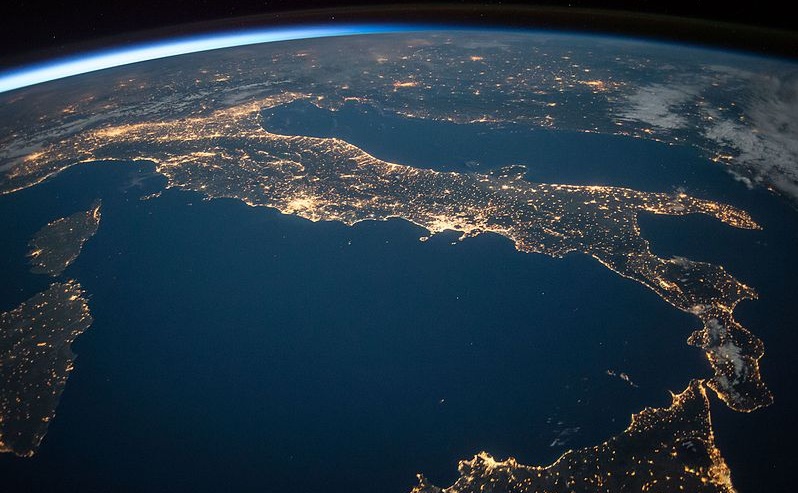 Perché l'Italia rischia un black-out energetico entro il 2030. Report  Accenture - Startmag