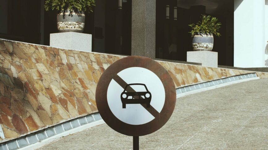 Automobili