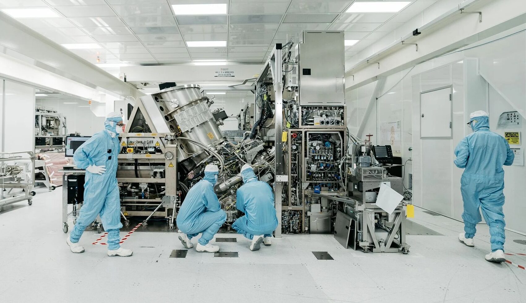 What will ASML do against chip technology thefts?