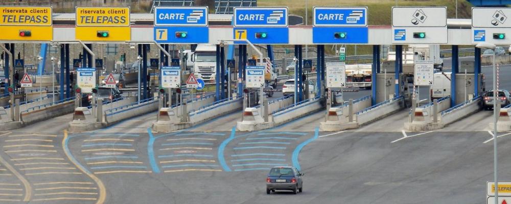 Autostrade, ecco tutte le sportellate fra Camanzi e Palenzona su pedaggi e concessioni