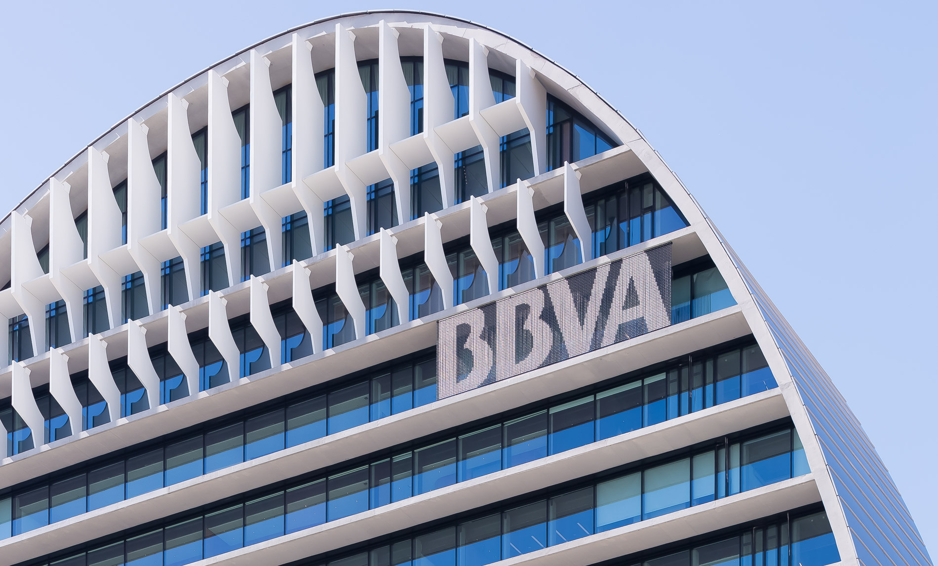 Banks, the Spanish BBVA who will work in Italy?