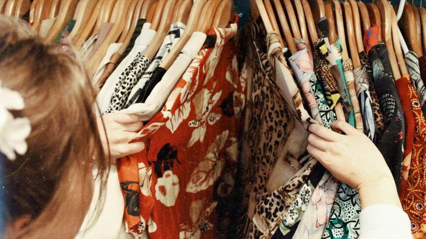 L'abbigliamento di seconda mano sta per sorpassare il fast fashion -  Startmag