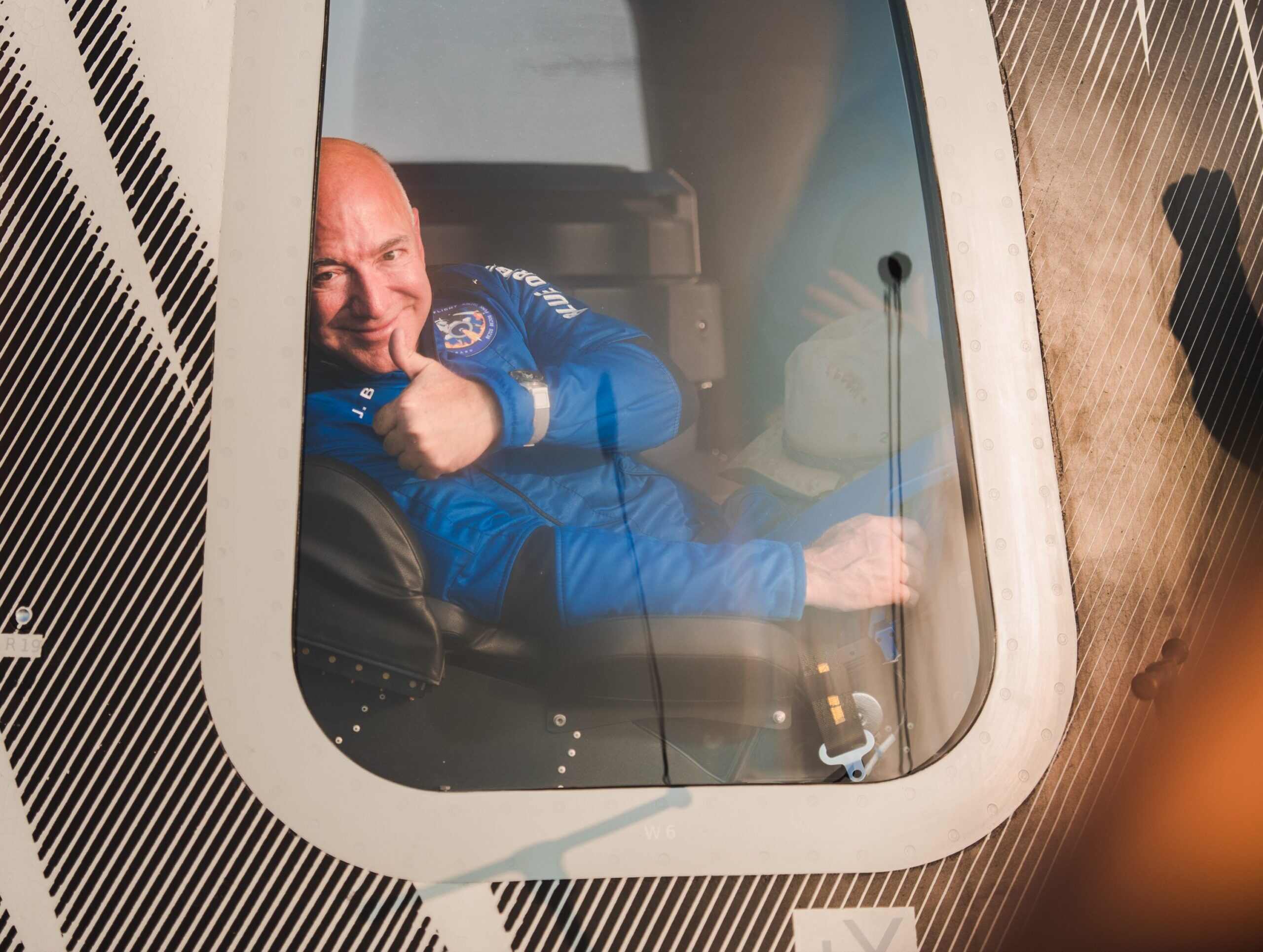 BEZOS NASA