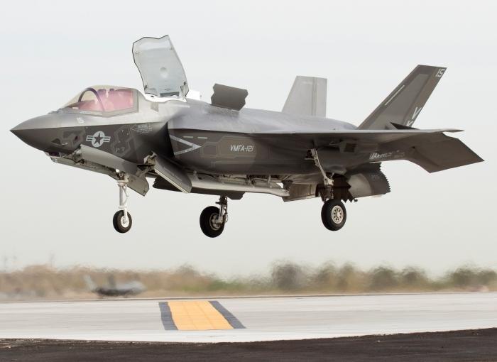 F-35, ecco come Aeronautica e Marina si contendono gli F-35 Stovl