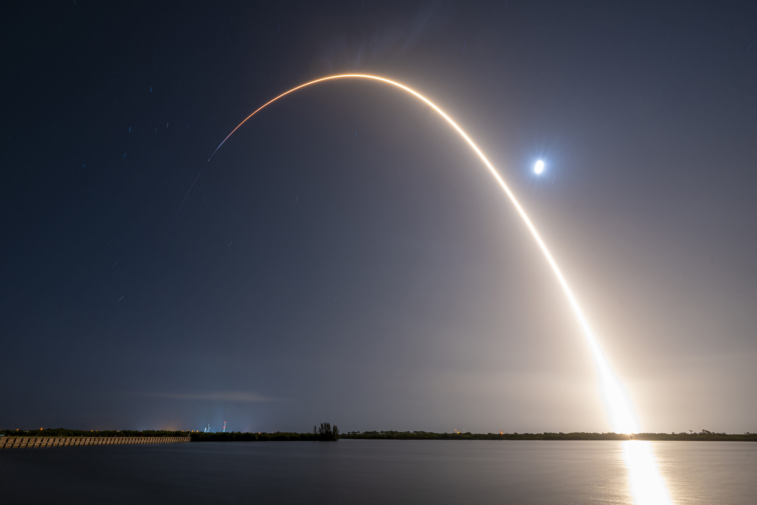 spacex amazon kuiper