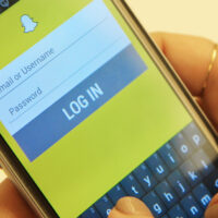 E payment in negozio senza pos e tanto altro. Square con Apple e Snapchat sul mobile payment