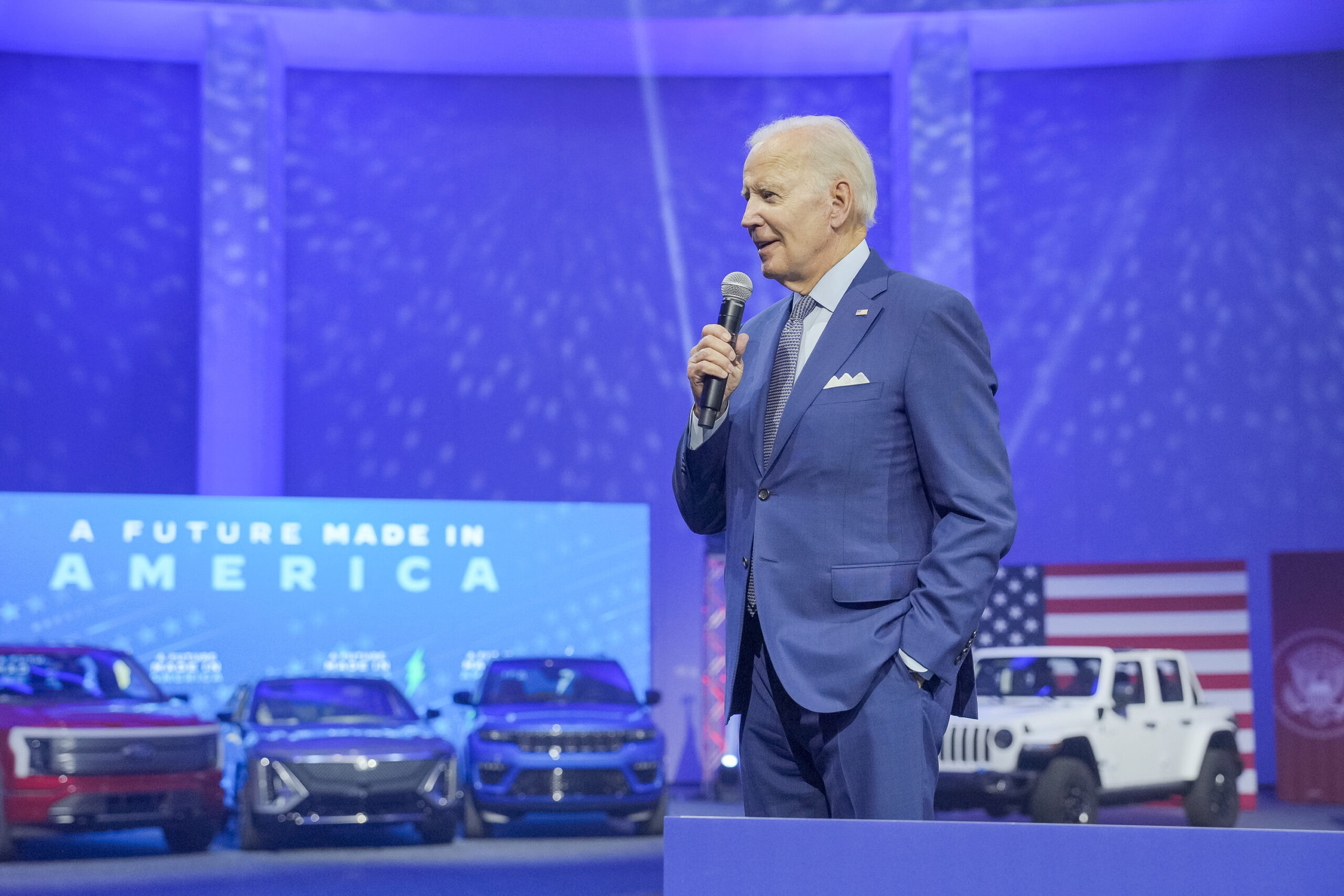 Ecco come l’auto Usa fa ancora il pieno di aiuti grazie a Biden