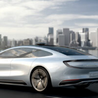 Auto elettrica cinese
