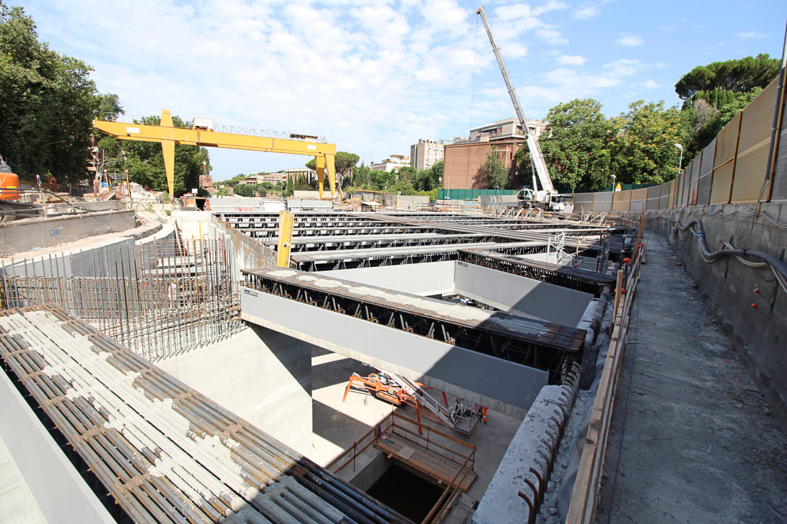 Webuild, Vianini, Hitachi, Ccc and Cmb bump Gualtieri on Metro C in Rome