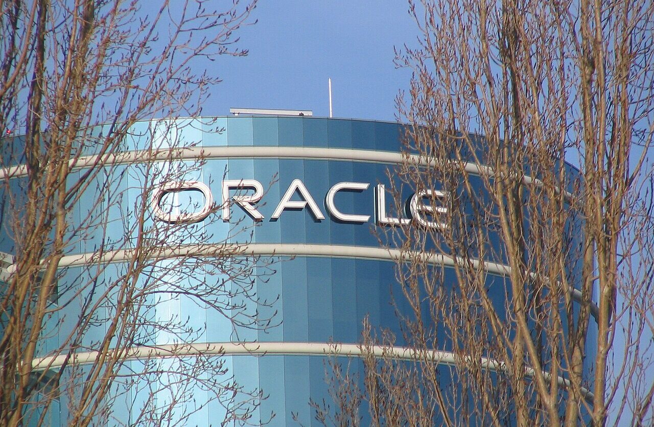 Cosa c’è dietro al boom delle azioni di Oracle