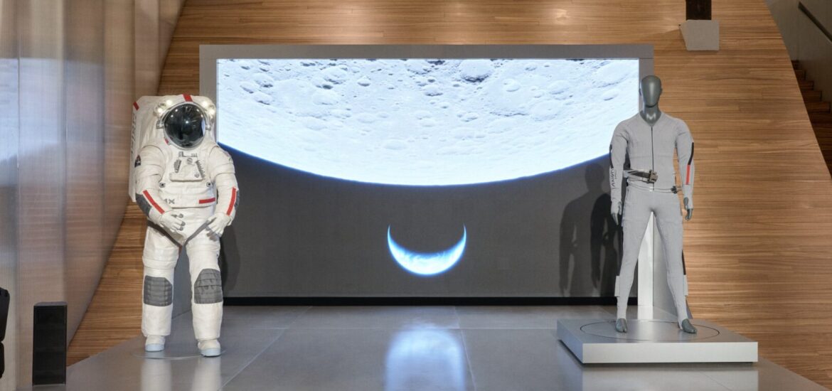 PRADA AXIOM NASA