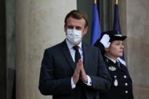 Macron Pfizer