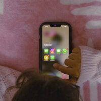 maggiore età digitale meta