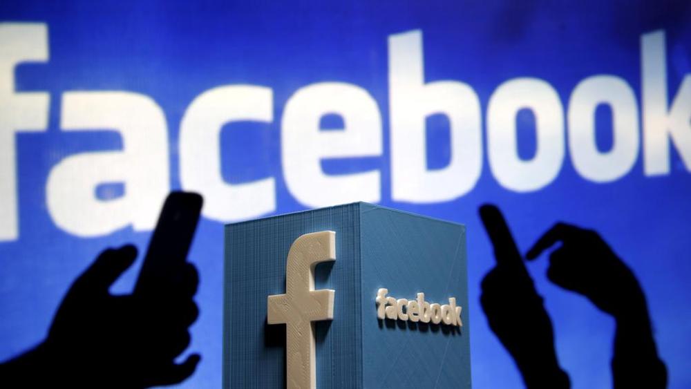 10 years challenge, ecco il botta e risposta tra Esquire e Facebook sulla raccolta dati per il riconoscimento facciale