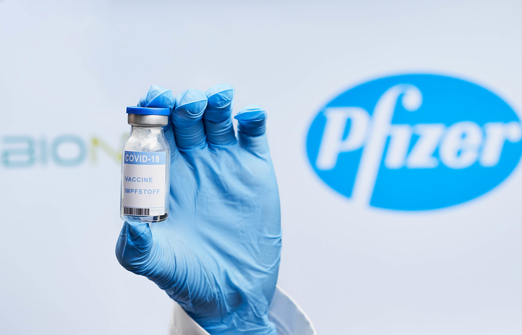 From which variants does Pfizer's updated vaccine protect Omicron 4 and 5?