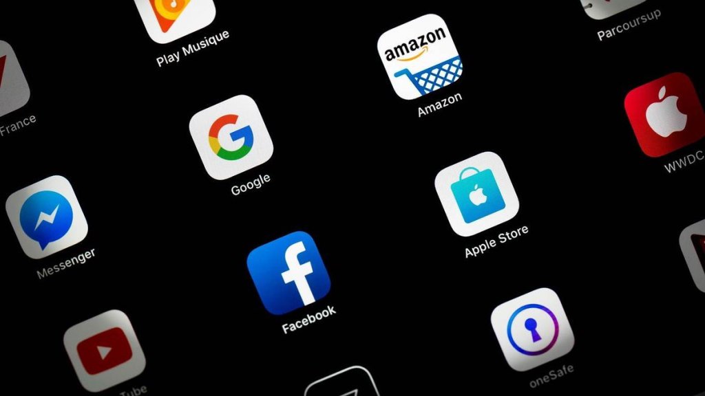 Tutte le incognite sulla web tax per Google, Amazon e Facebook. Il Punto